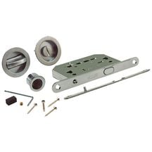 Kit 1.40 RONDO Garniture avec serrure condamnation/décondamnation finition chromé satiné pour porte coulissante bois ép. 40mm
