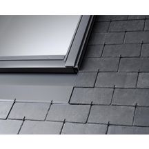 Raccord EDN pour fenêtre de toit CK01 55x70 cm pose encastrée sur ardoises gris anthracite EDN CK01 0000
