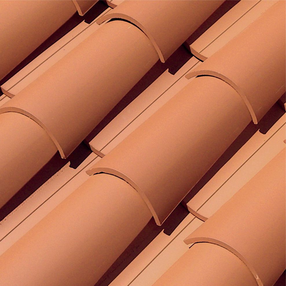 CADA Tuile Canal terre cuite rouge 50x22 cm POINT.P CADA Tuile Canal terre cuite rouge 50x22 cm POINT.P
