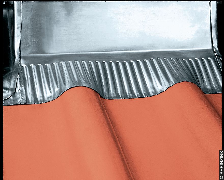 RHEINZINK Rouleau zinc malléable plissé ép 0,60 larg250mm rouleau