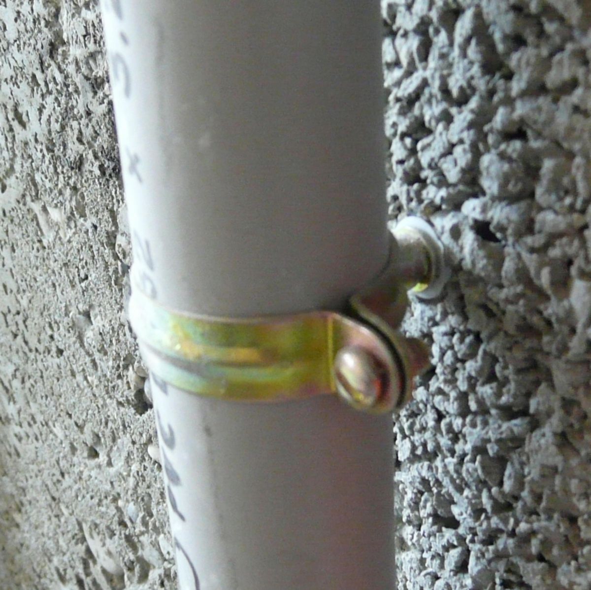 Cheville HITM 8X130/100P boîte de 50 pièces réf. 060094