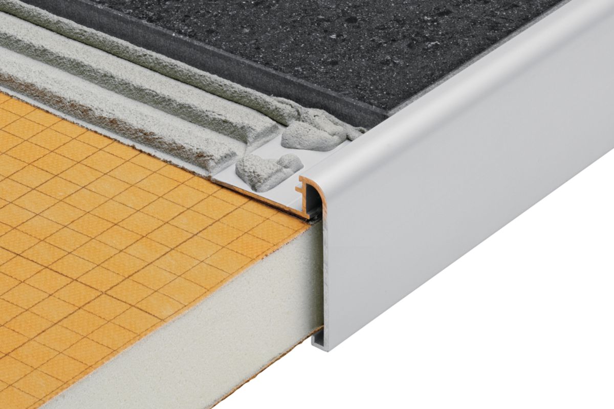 SCHLUTER SYSTEMS Profilé de bordure RondecStep ACGB pour plan de travail L. 2,5 m POINT.P