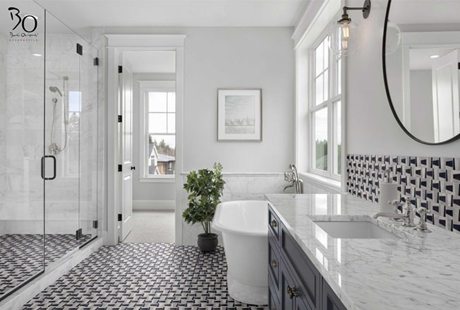 Mosaïque sol et murs à motifs pour salle de bain